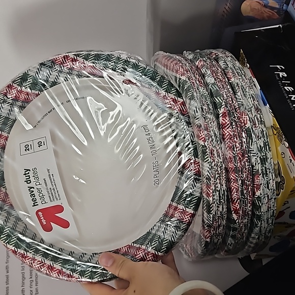 80 target heavy duty holiday xmas Christmas plates - Picture 1 of 2